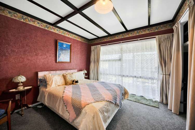 42 Swansea Road Stratford_12