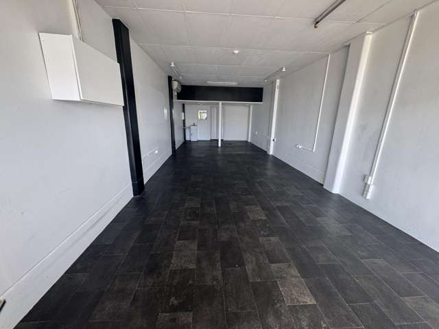 Shop 1/400 - 404 Heretaunga Street West Hastings_4