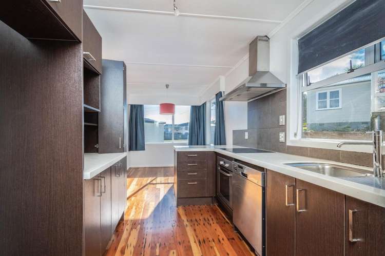 27 Brooker Grove Newlands_8