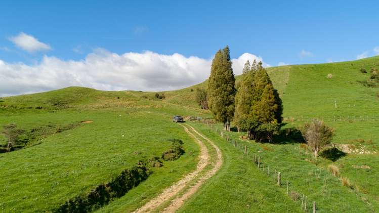 Quartz Range Road Bainham_3