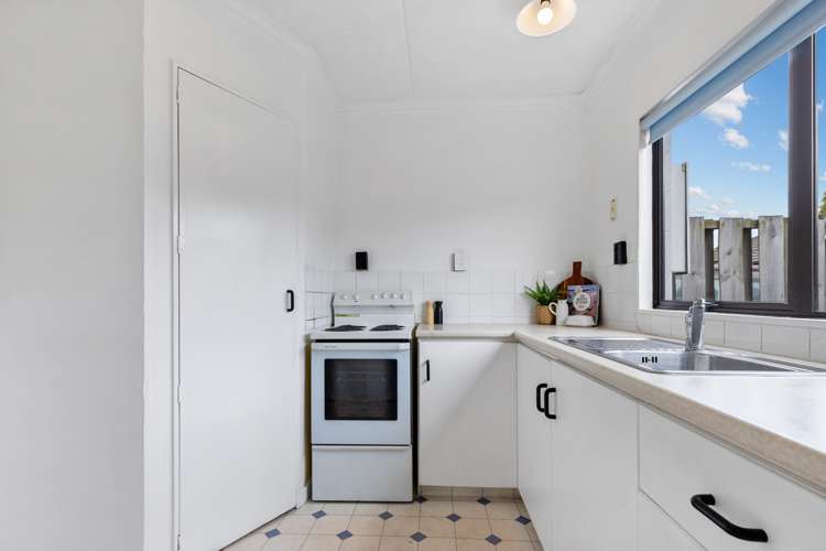 1/49 Waltham Road Sydenham_5