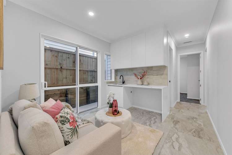 15 Tullymore Drive Flat Bush_15