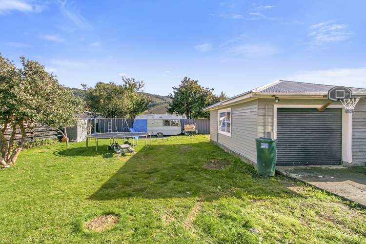 52 Coast Road Wainuiomata_12