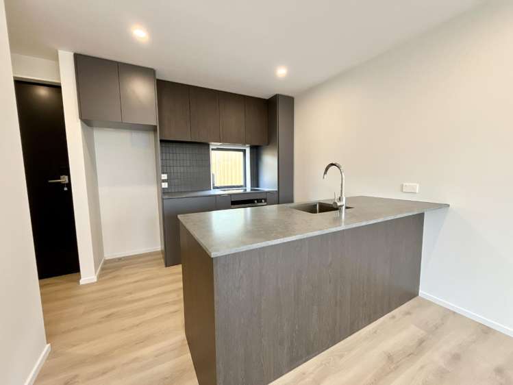 3/96 Colombo Street 1395_1