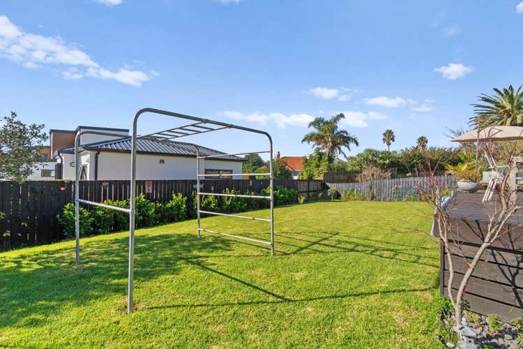 12 Puroto Street 1723_24