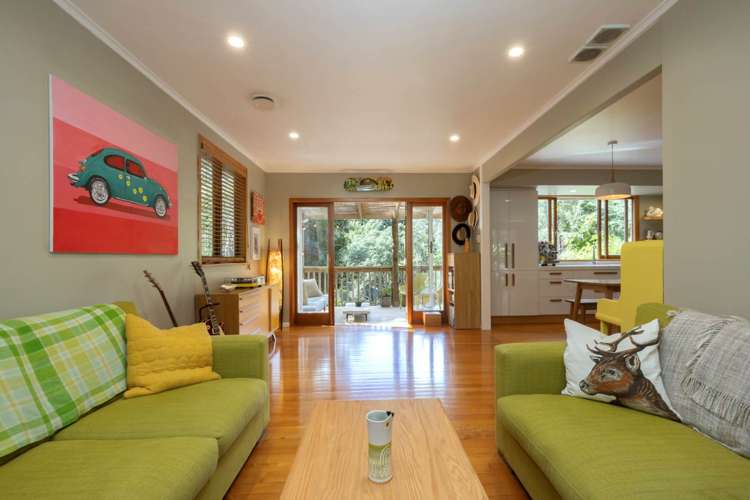 53 Sylvan Valley Avenue Titirangi_4