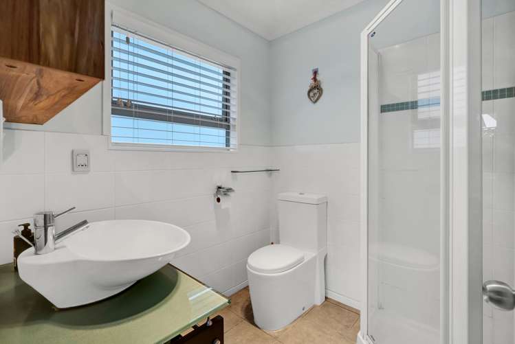 8 Ellesmere Avenue Bell Block_21