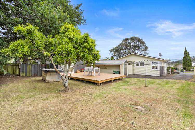 15 Rambler Crescent Beach Haven_15