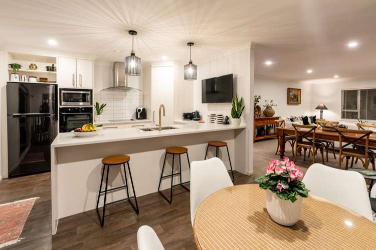 2 Patterson Lane Raumati Beach_9