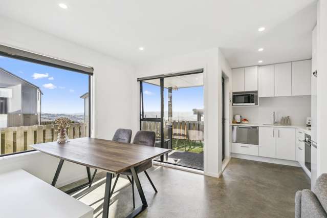 8 Astelia Way Woodridge_2