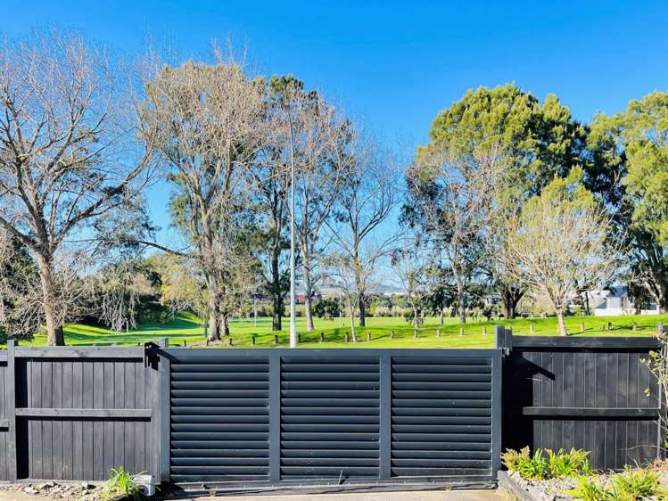 2/159 Gossamer Drive Pakuranga Heights_10