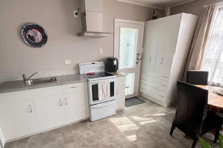  3 Elizabeth Street Levin_3