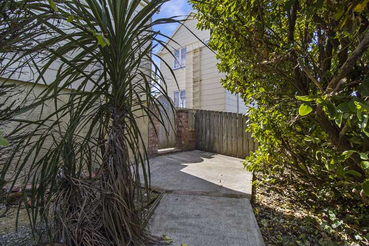 77 Andrew Street Marchwiel_22