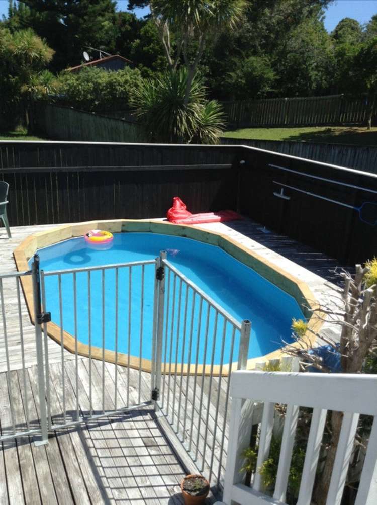 57 Royal View Road Te Atatu South_0