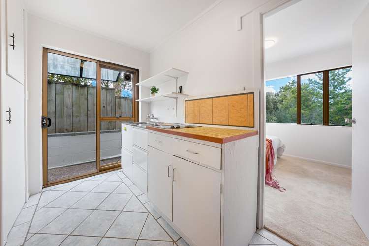 14 Glamorgan Drive Torbay_13