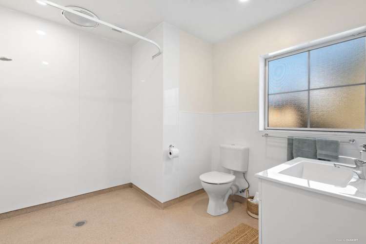 41b Tirimoana Road Te Atatu South_15