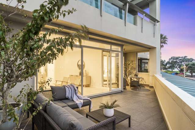 7/2 Queens Parade Devonport_4