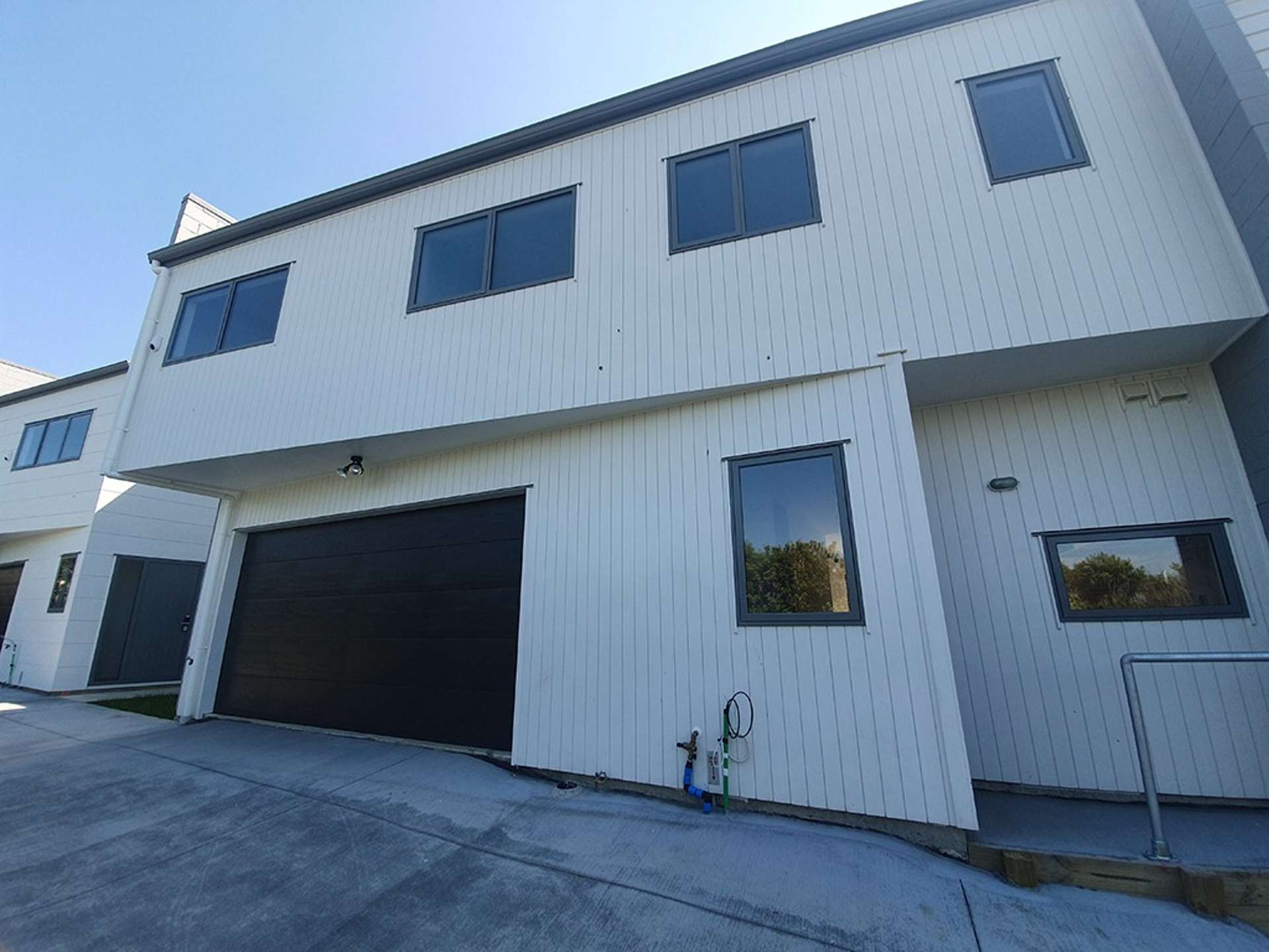 B/24 Castledine Crescent 10026_0