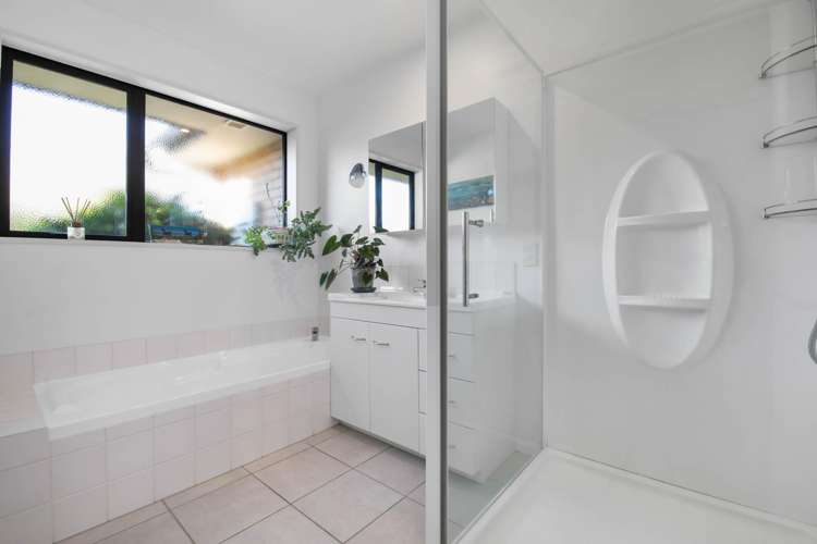 15 Puketea Place Redwoodtown_25