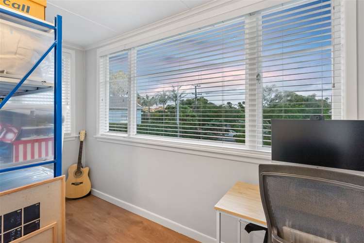 79 Owairaka Avenue Mount Albert_10