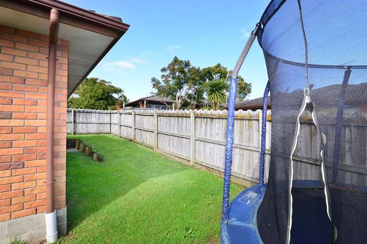 7 Saltwood Street Red Beach_17