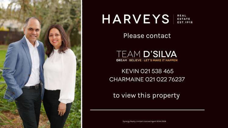 8 Coubray Place Botany Downs_19