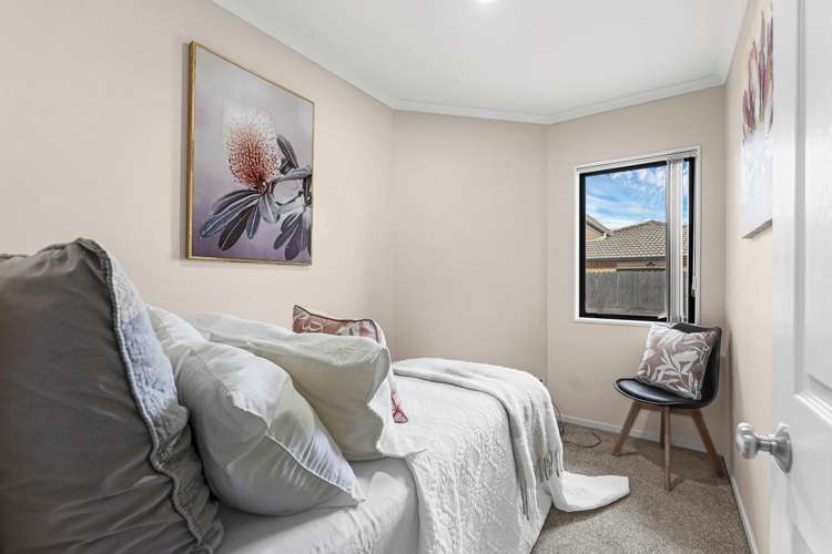 8 Bokeen Lane Flat Bush_11