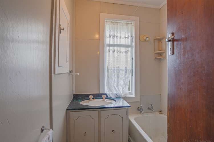 13 Athol Place Highfield_12