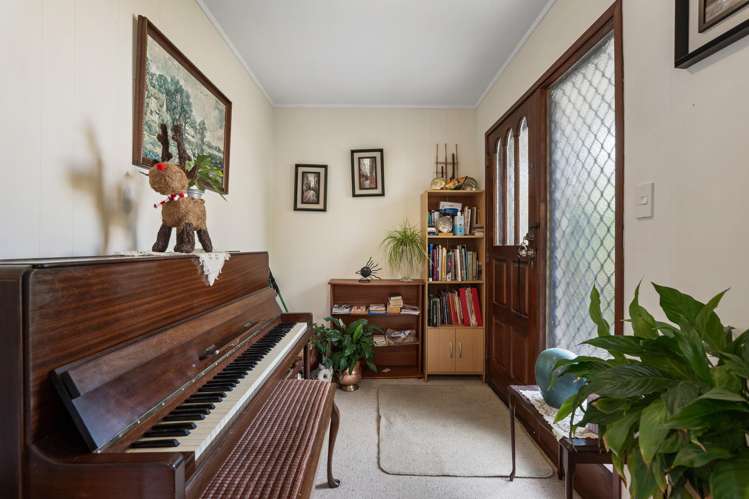 1/1A Clark Road Pahurehure_2