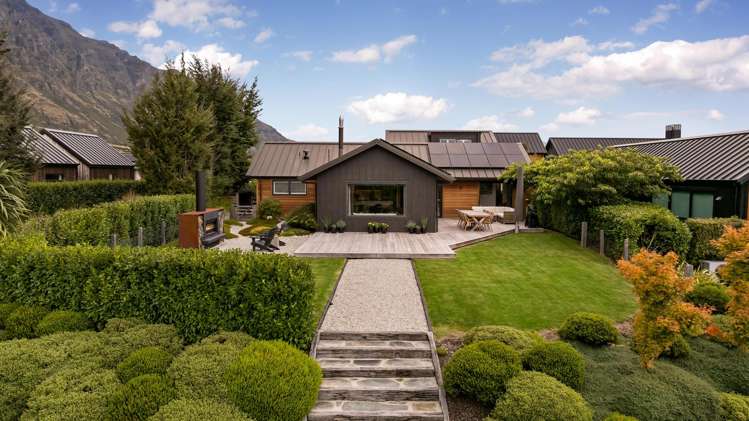 13 Hovingham Court Jacks Point_3