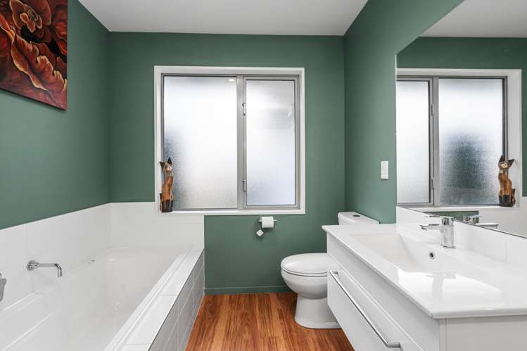 16 St Adela Place Woolston_9