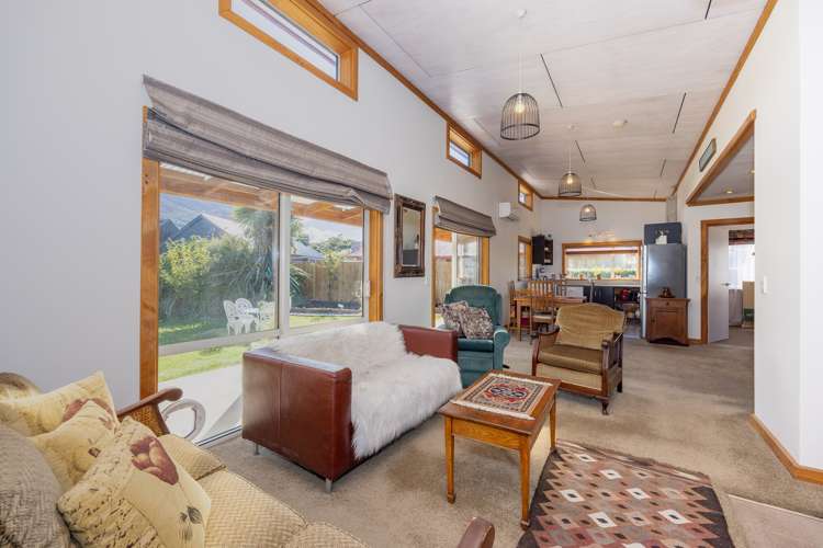 26 Hewson Crescent Lake Hawea_5