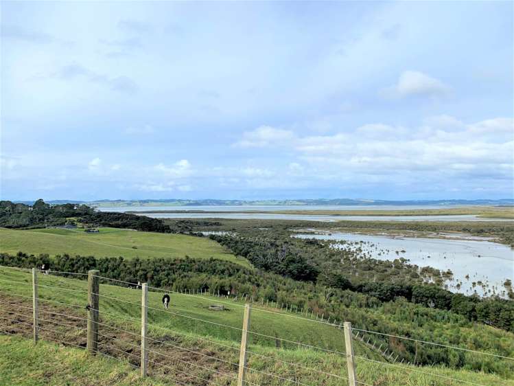 125 Tuparekura Road Helensville_19