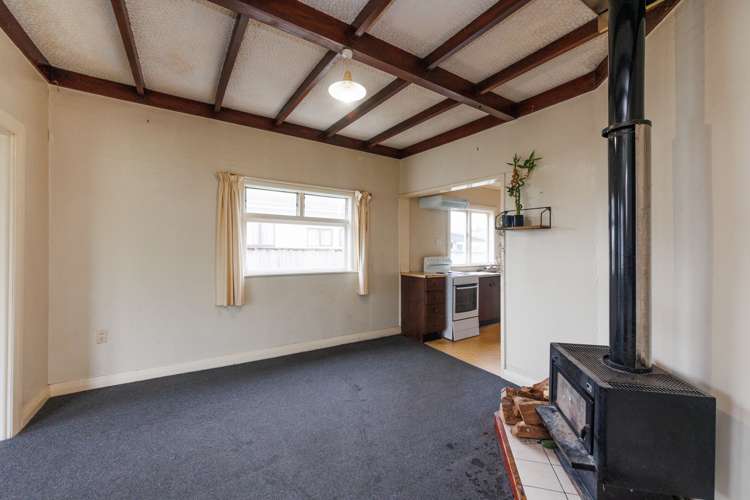 64 Lyndhurst Street Takaro_5