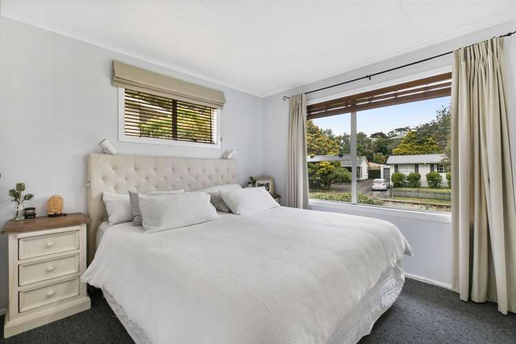 5 Phoenix Place Dinsdale_5