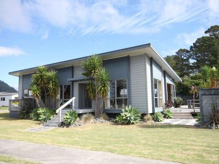 35 Oceanair Drive Pauanui_0