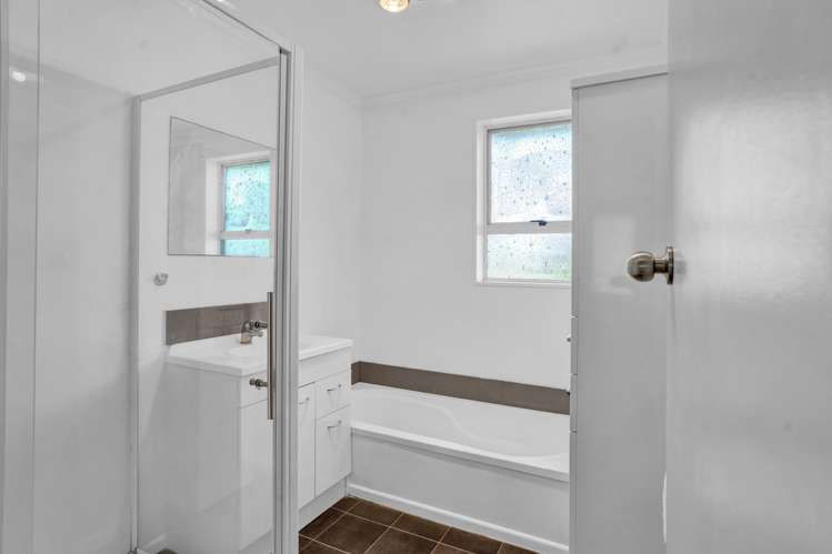 11 Warkworth Grove Bell Block_13