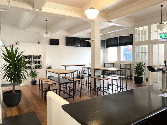 63 High Street North Carterton_3