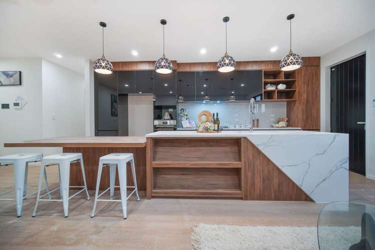 5 Uru Drive Flat Bush_6