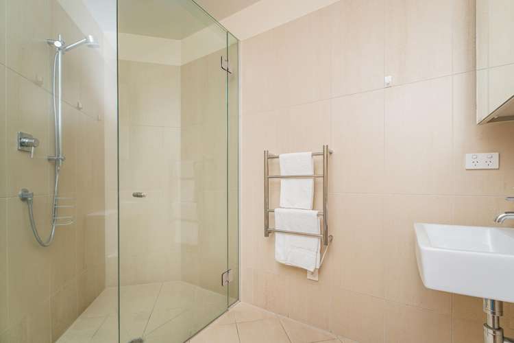 2D/8 The Esplanade Whitianga_16