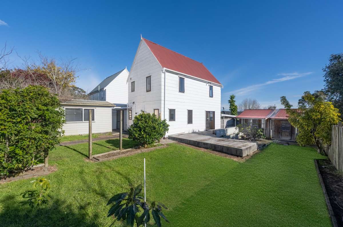 2/25 Ballater Place_0