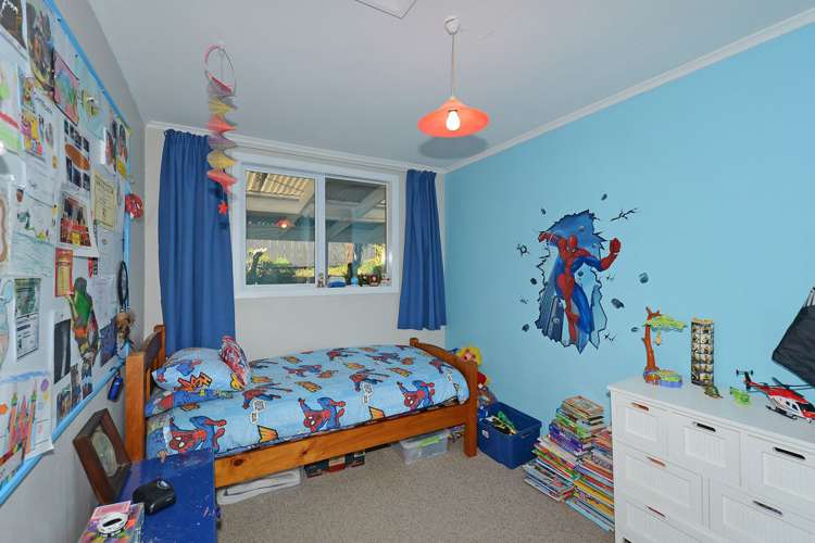 111 Kamahi Street Stokes Valley_11