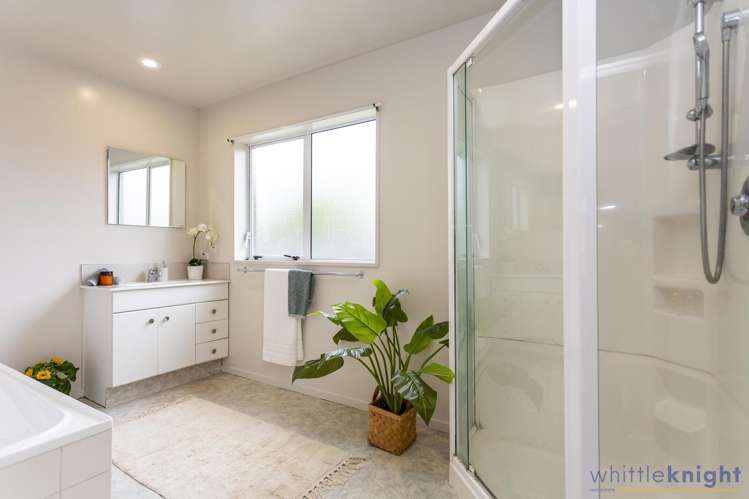 2/54 Tilford Street Woolston_16