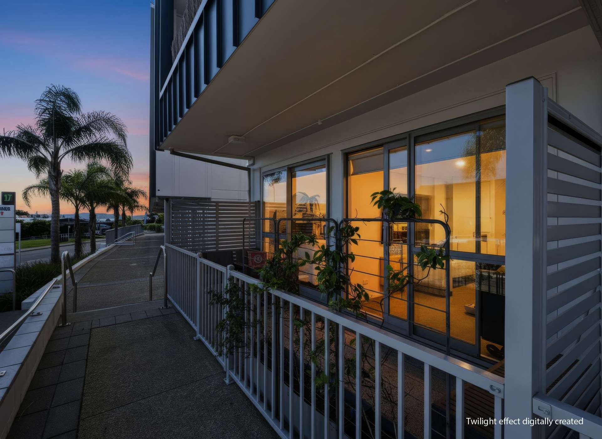 6/17 Link Crescent Stanmore Bay_0