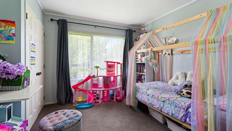 2 Tavarnya Way Patumahoe_8