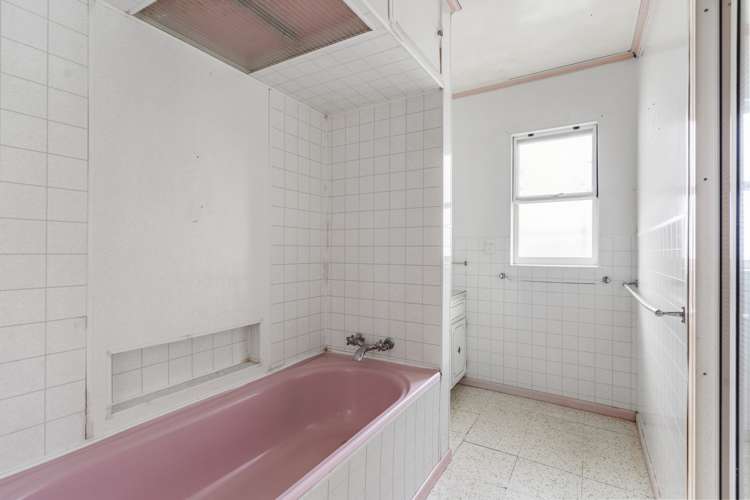 63 Bell Road Beachlands_16