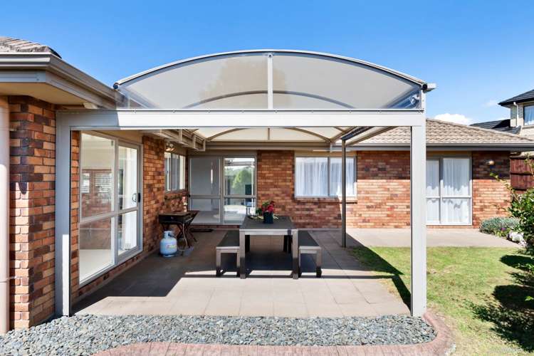 22 Aberdeen Crescent Wattle Downs_6