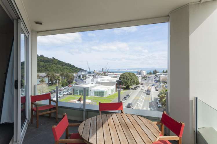 2/40 Reads Quay Gisborne_24