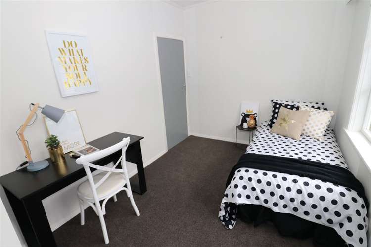 12 George Street Stokes Valley_13