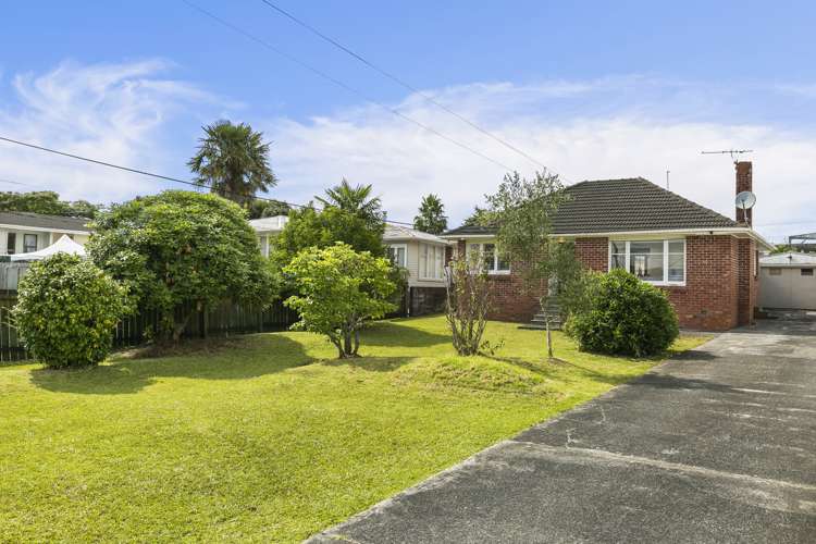 9 Paton Avenue Te Atatu South_0